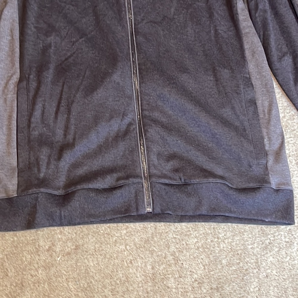 NWT Calvin Klein sweatshirt size XL - Picture 5 of 10